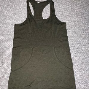 Womens lululemon tank